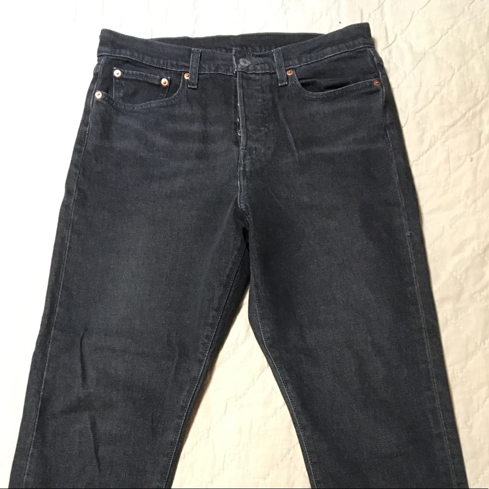 Levis iconic wedgie deedee